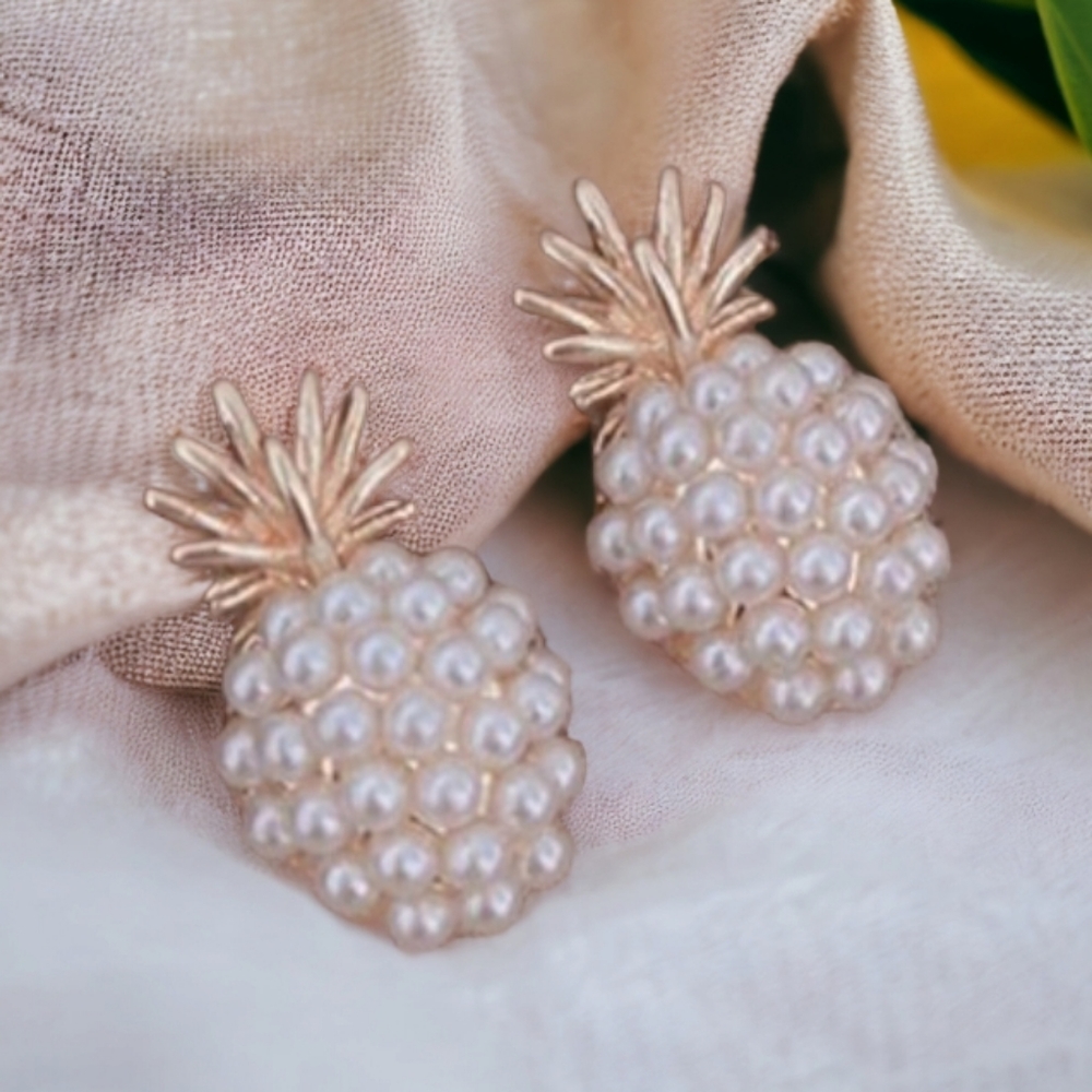 Pearl Pineapple Earrings 🍍 - Picture 1 of 11